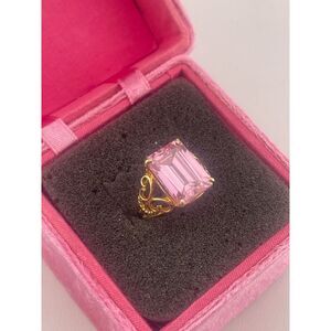 Vintage 10k Plumb Yellow Gold w/ 7ctw Pink Tourmaline Ring, Size 6.